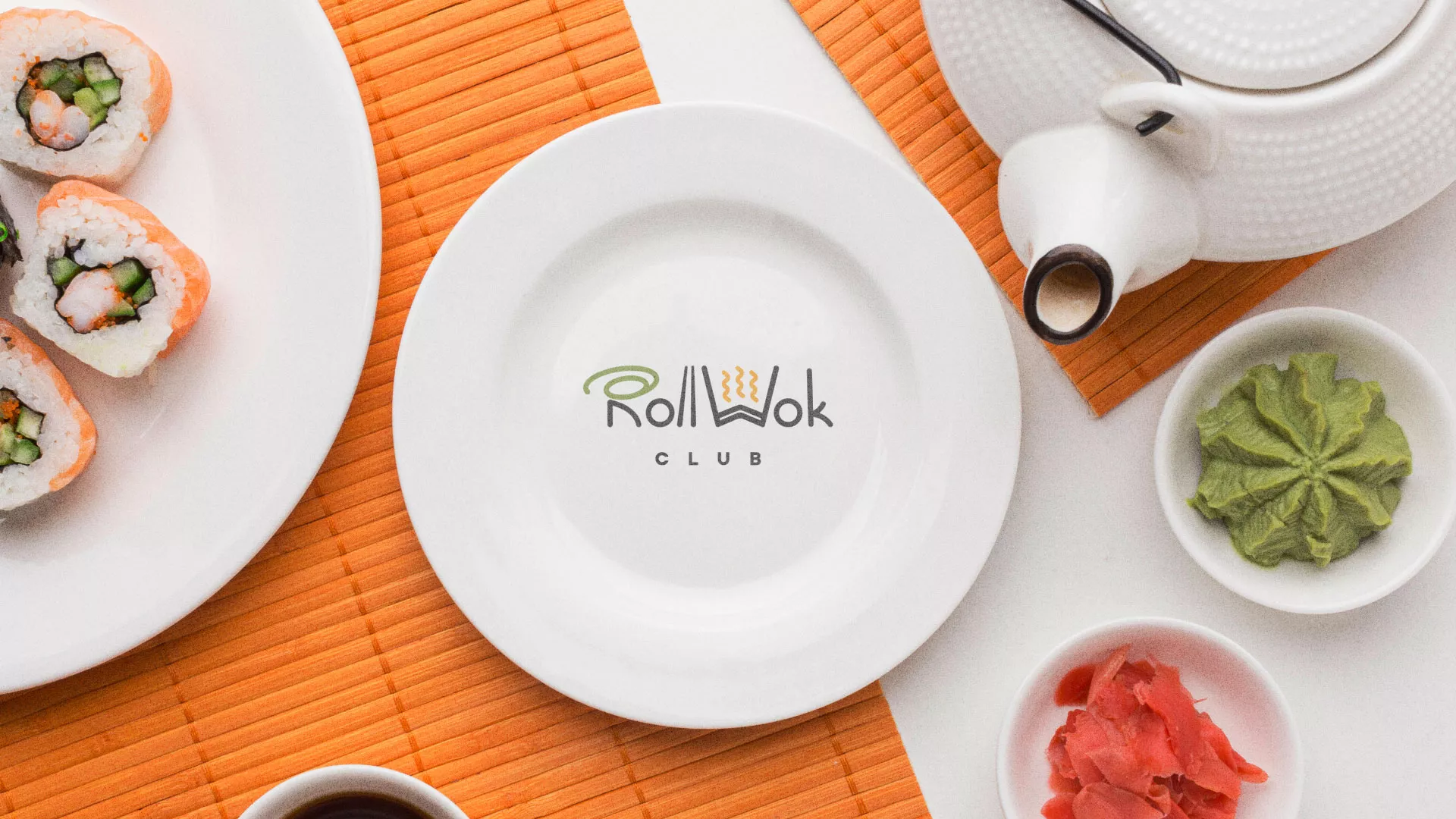 Разработка логотипа и фирменного стиля в Анапе для суши-бара «Roll Wok Club» Разработка логотипа и фирменного стиля в Анапе для суши-бара «Roll Wok Club»